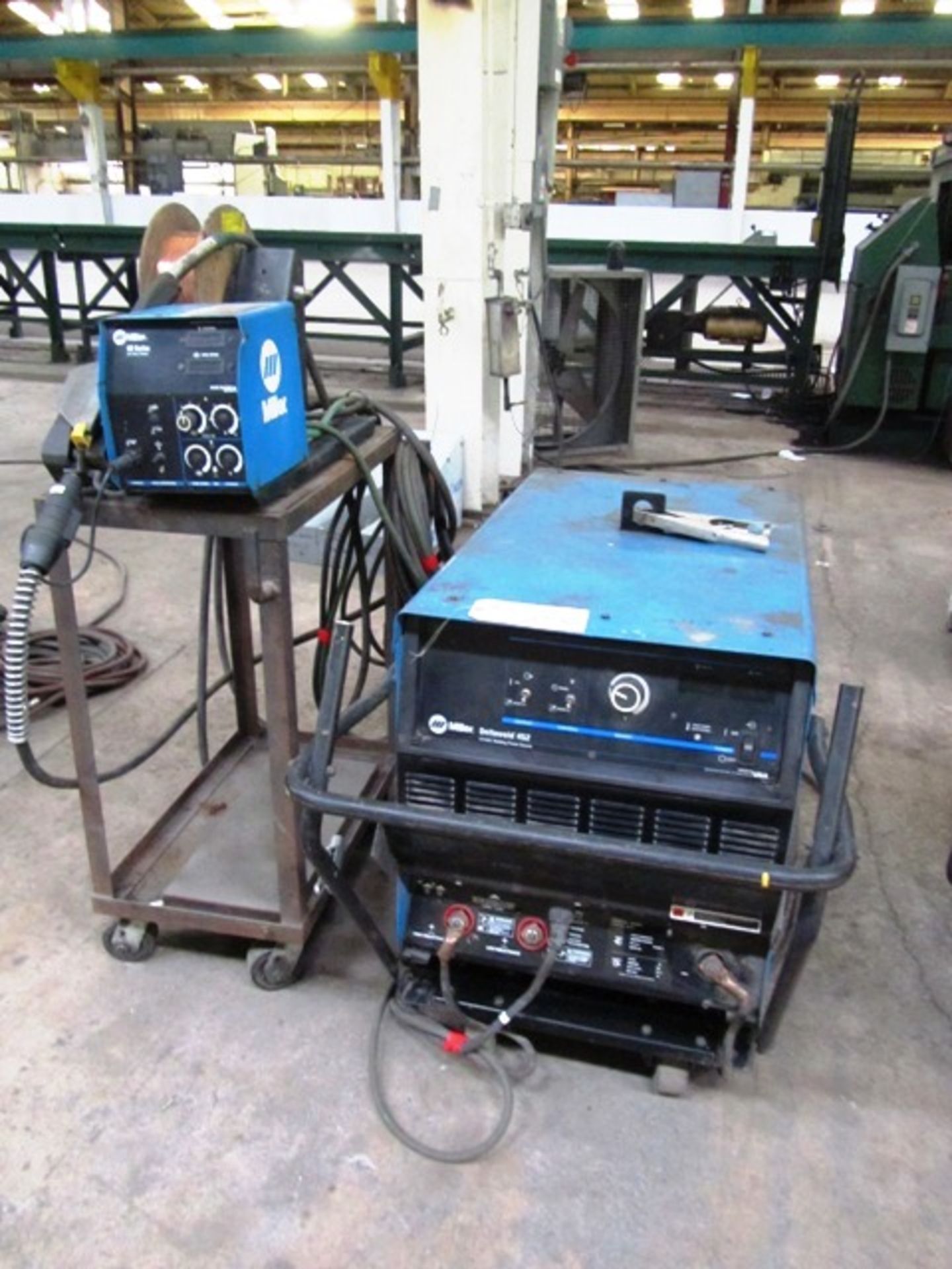 Miller Deltaweld 452 Portable Mig Welder with Miller Series 60 Wire Feeder, sn:LA216374