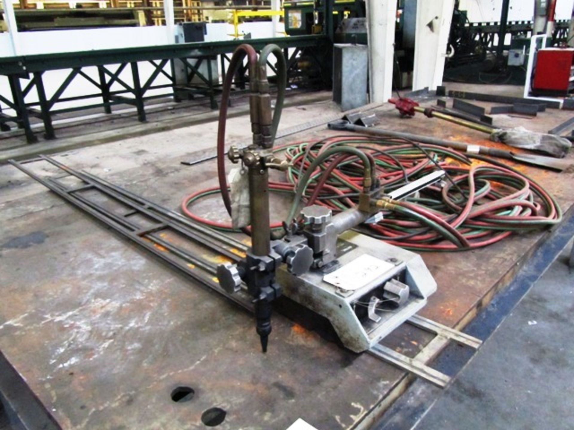 Victor Track Burner with Tracks