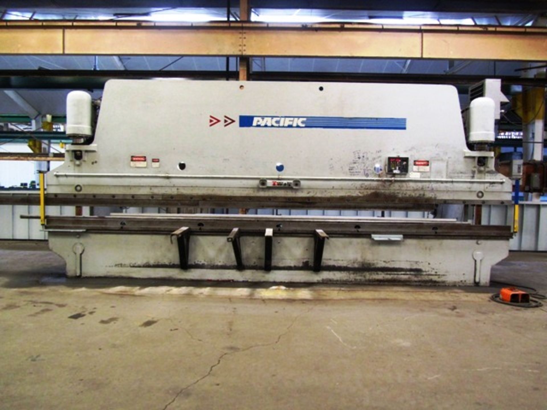 Pacific 225 Ton x 24' Hydraulic Press Brake with Autogage CNC 1000 Programmable Backgauge, Updated