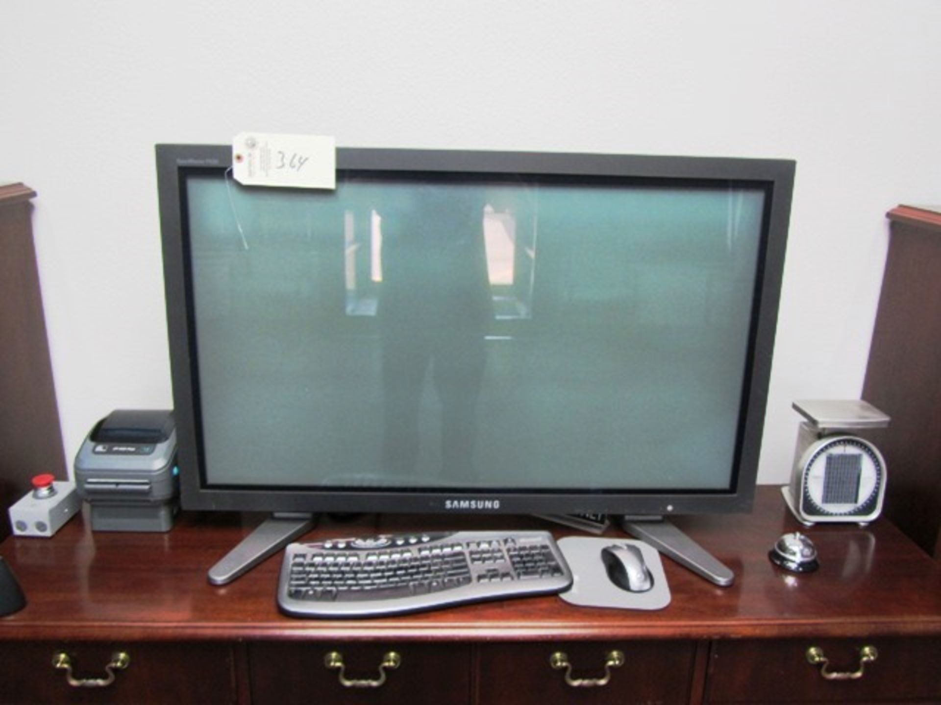 Samsung 40'' Flatscreen TV / Monitor, Sync Mater P42H