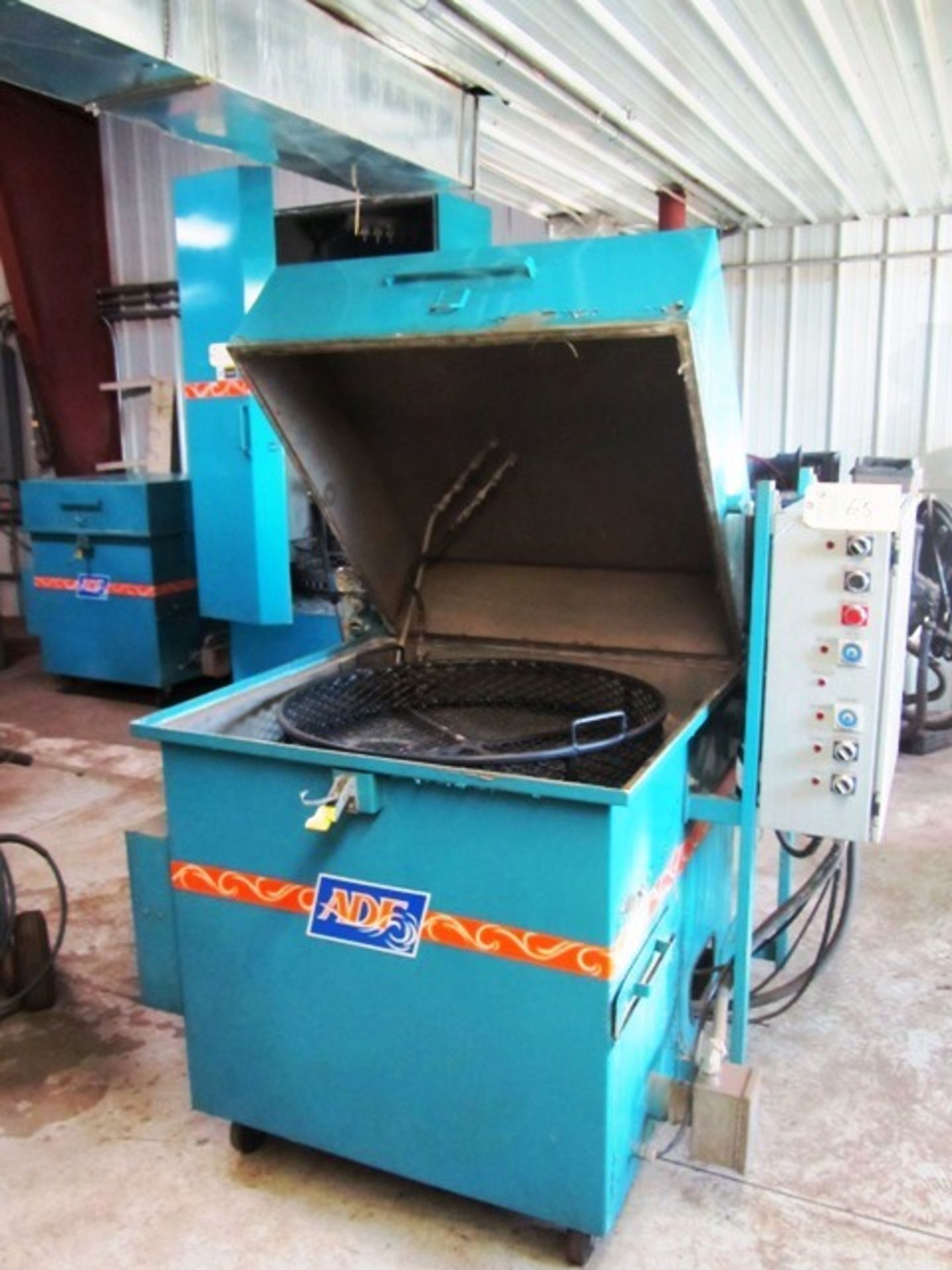 ADF Model M800 Portable Clamshell Type Parts Washer with 32'' Diameter, Heated, Timer, Controls,