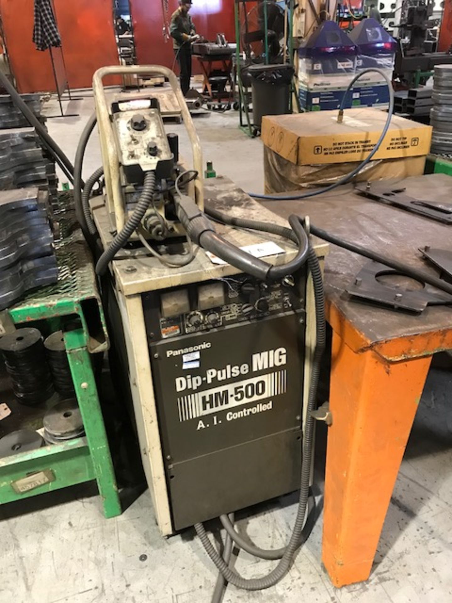 Panasonic Dip Pulse 500 Amp Portable Welder