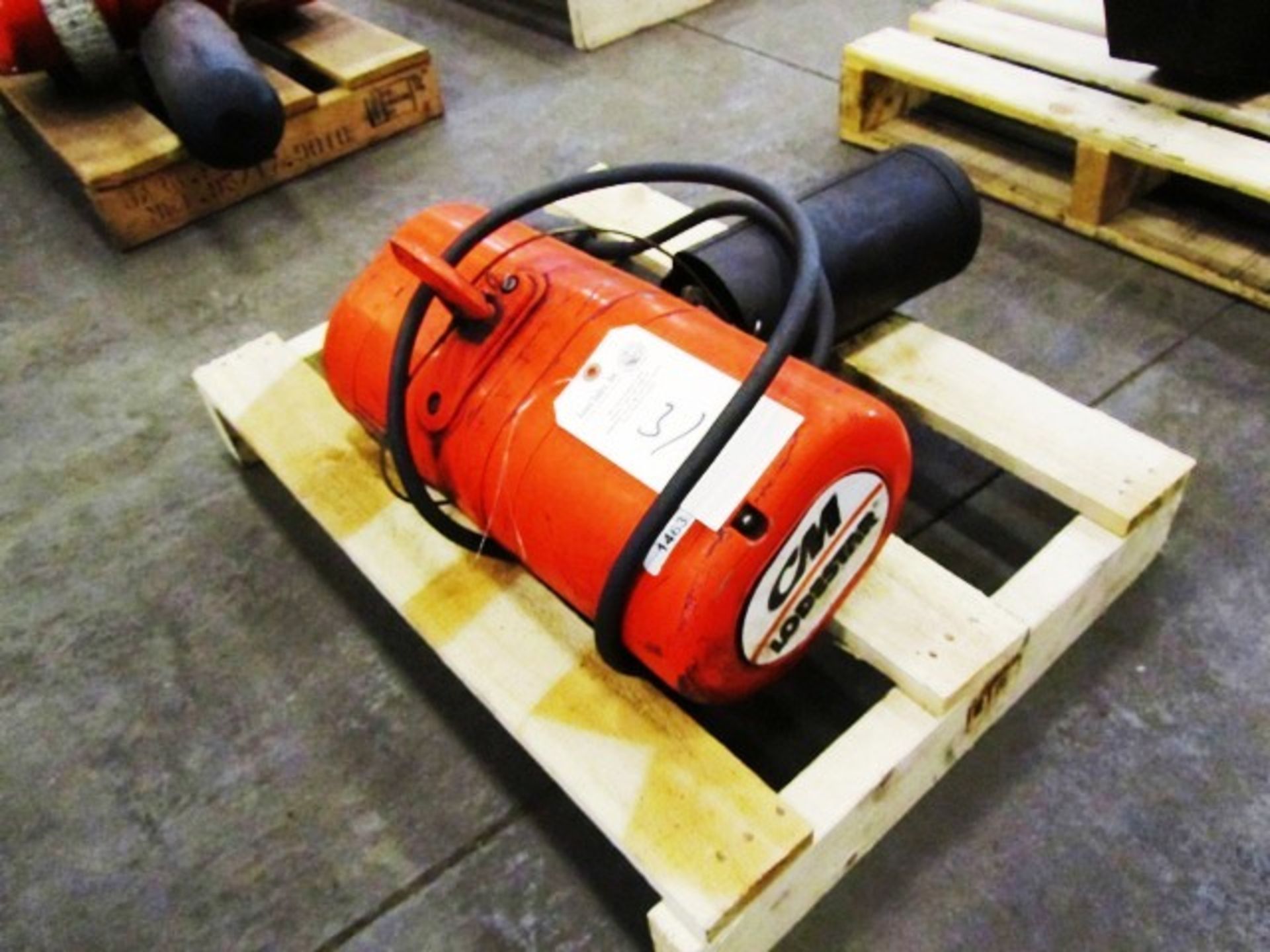 CM 1/2 Ton Electric Hoist with Pendant Control