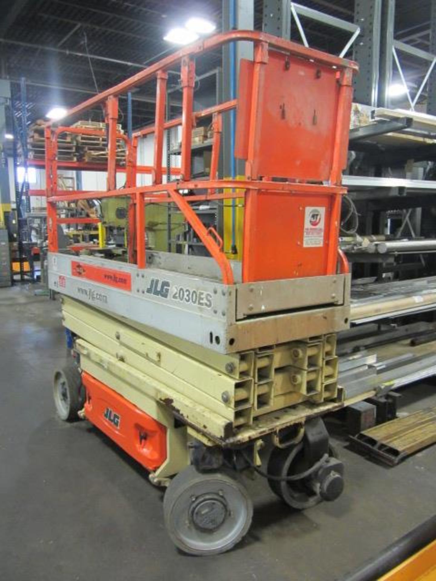 JLG Model 2030ES Electric Scissor Lift with 20' Lift Height, 29'' x 7' 5'' Platform, sn:0200122094 - Image 4 of 6