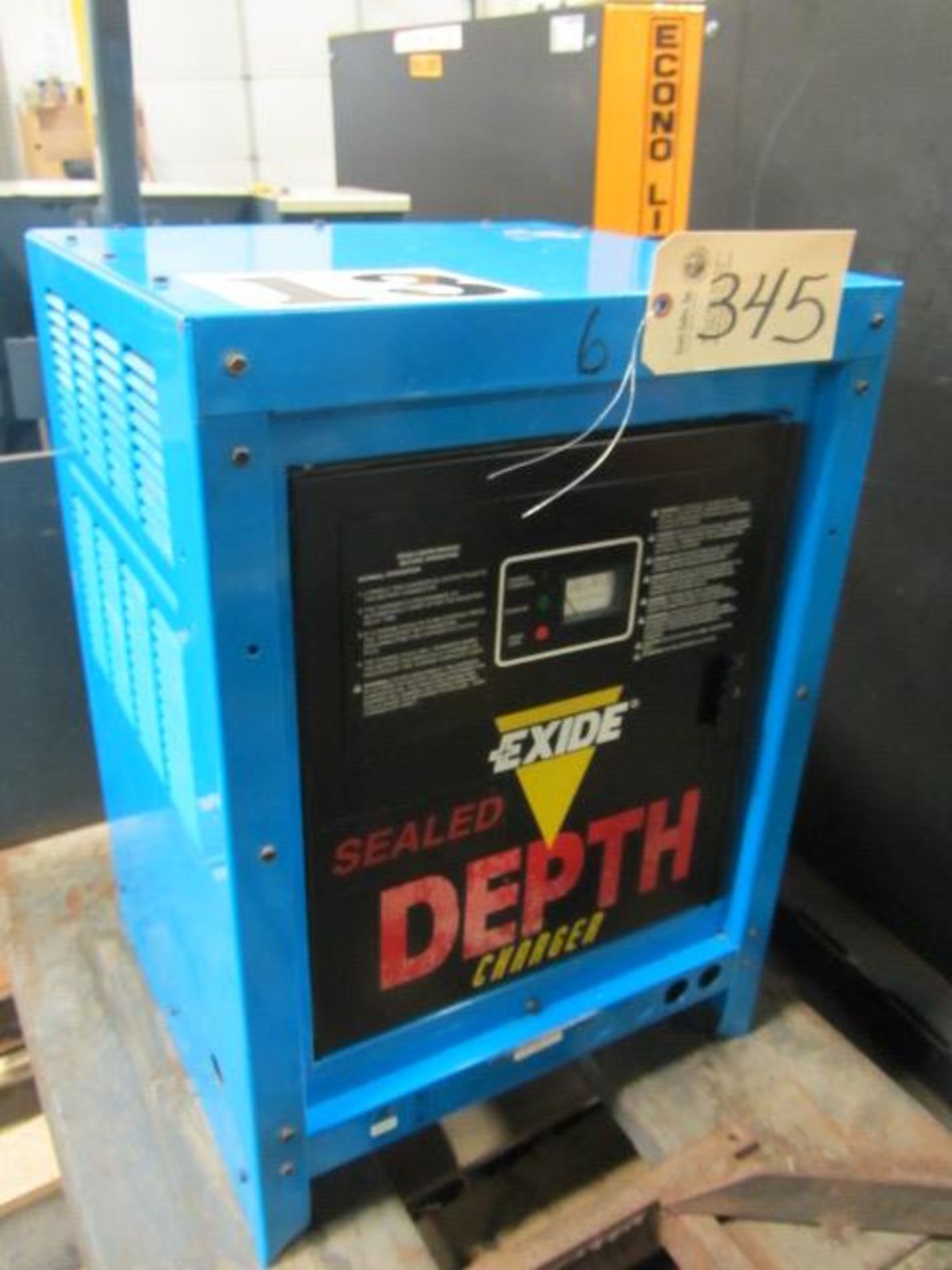 Exide Sealed Depth Battery Charger with 480V, 12 Amps, 1 Phase, sn:KVG-6530