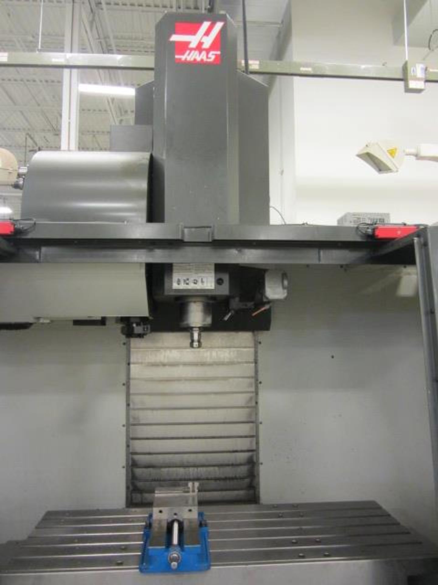 Haas VF-4 CNC Vertical Machining Center with 52'' x 18'' Table, #40 Taper Spindle Speeds to 8100 - Bild 9 aus 9