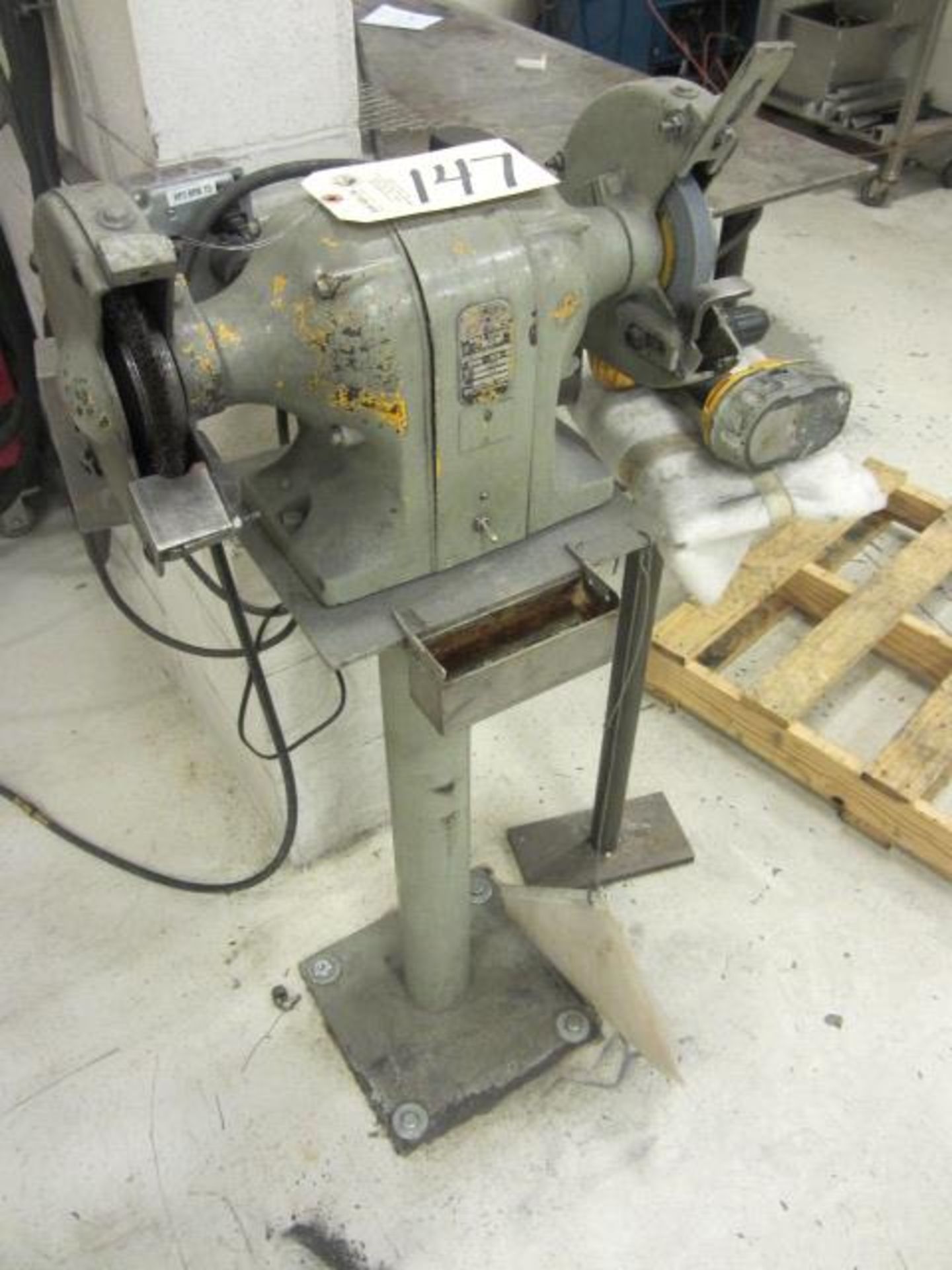 6'' Double End Pedestal Grinder