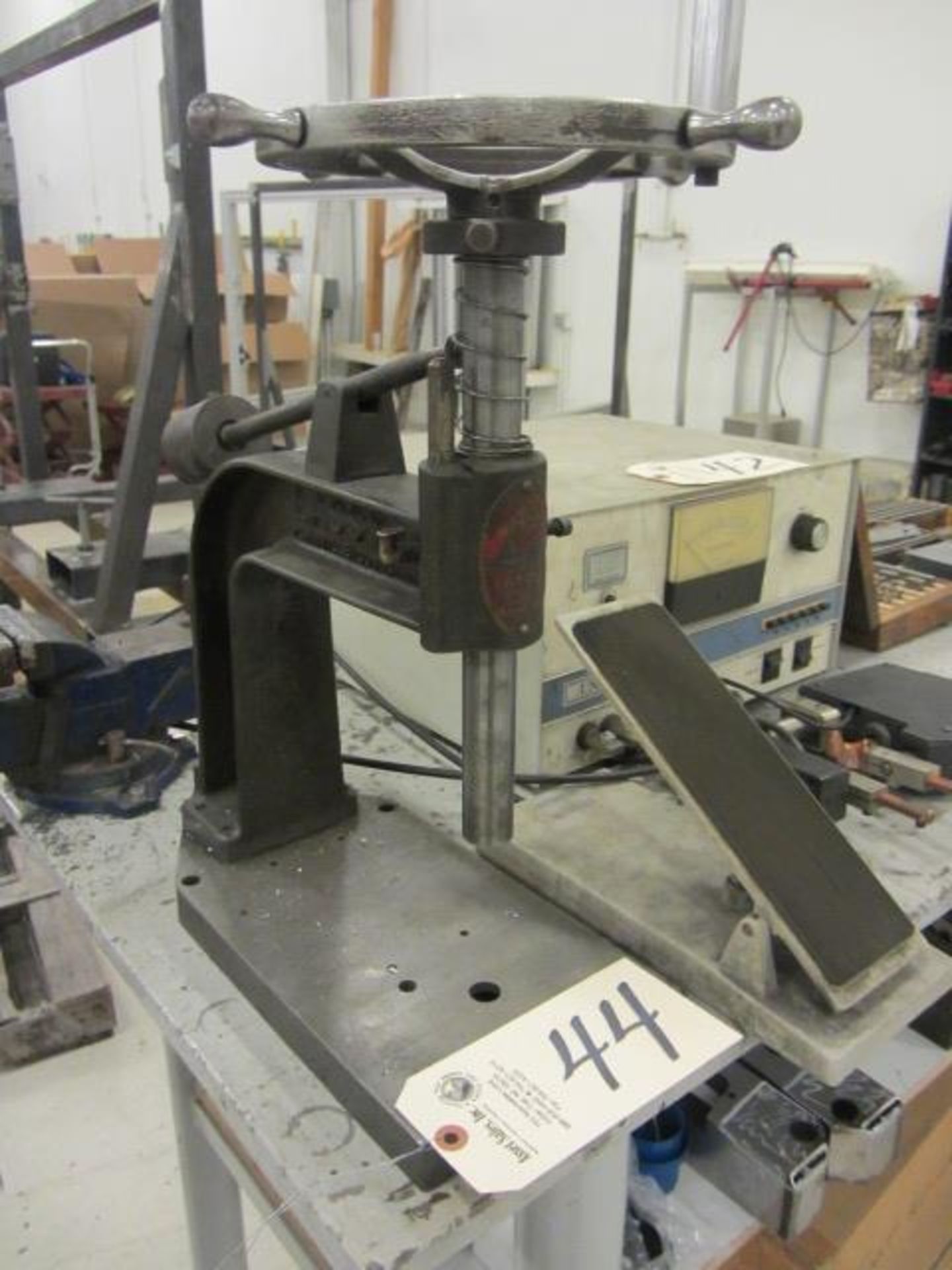 Lassy Model 10S Sensitive Tapper