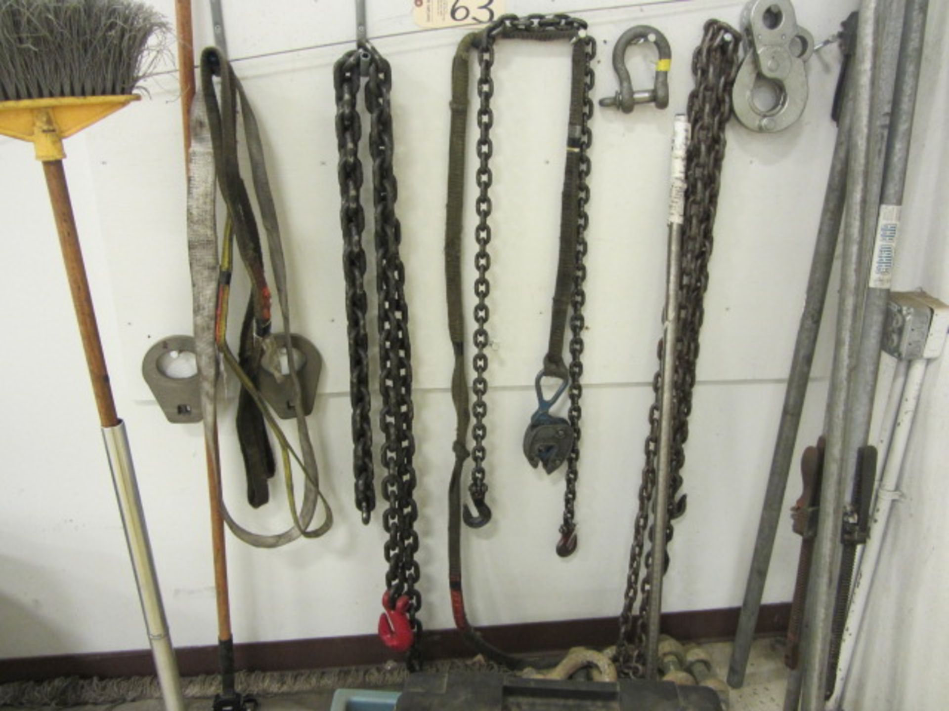 Chains, Hooks & Cargo Bars