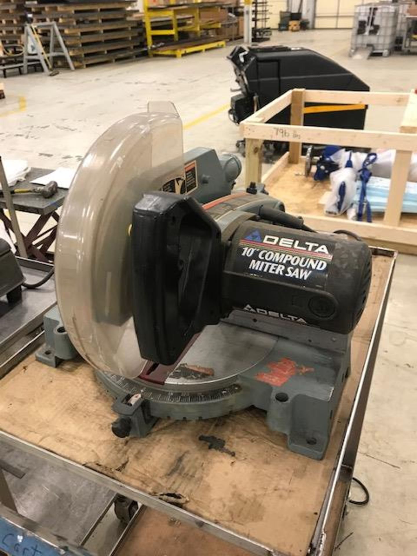 Delta 10" Compound Saw