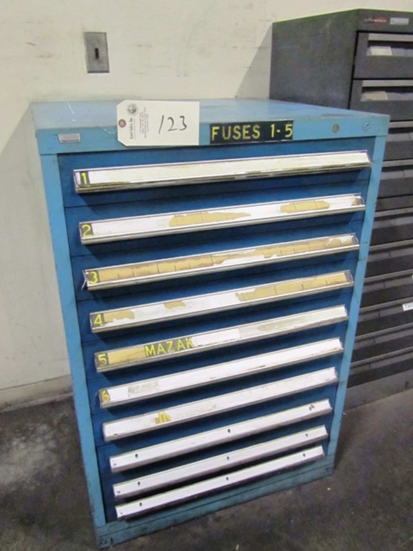 Lista 10 Drawer Cabinet with Assorted Fuses