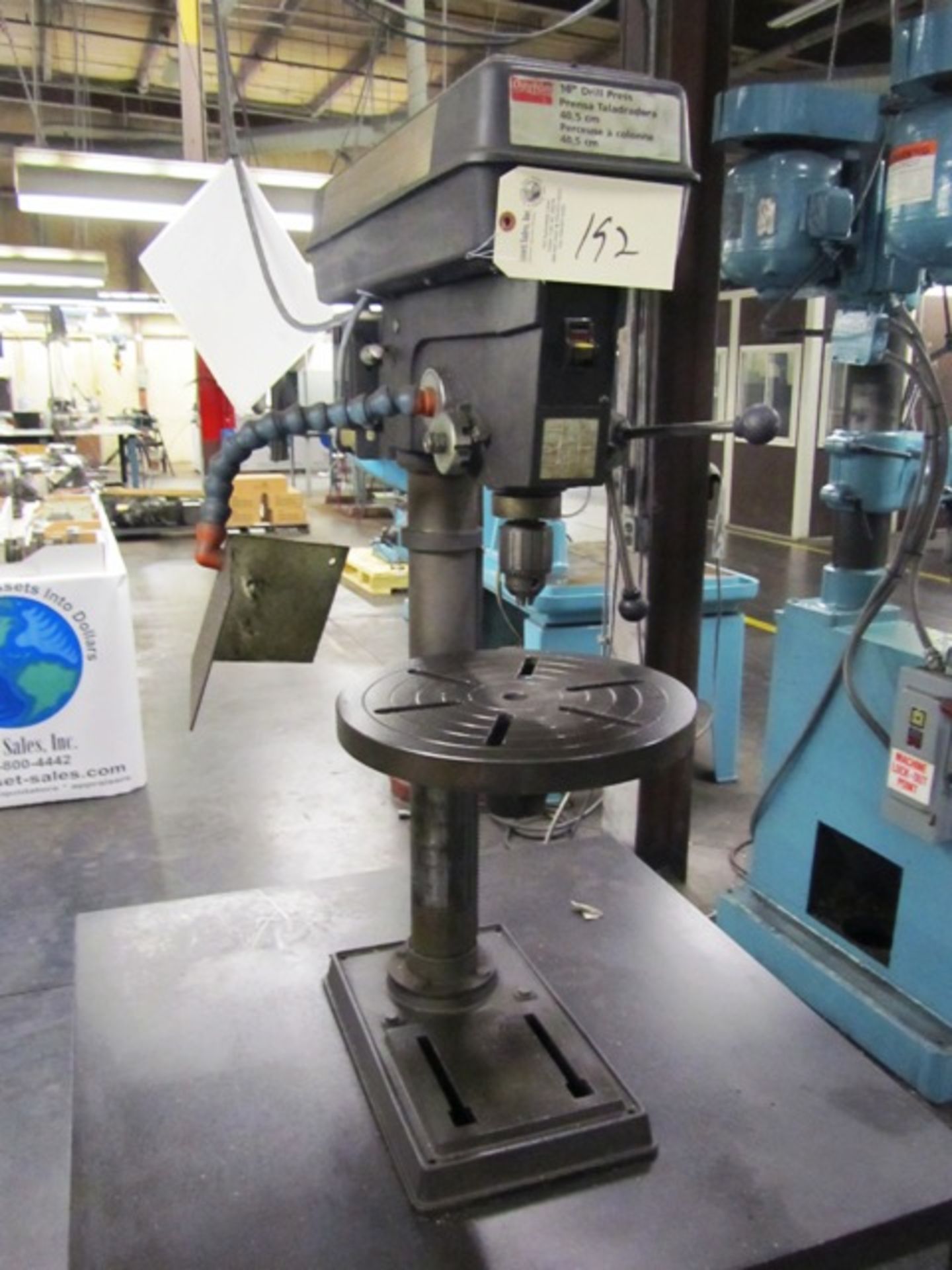 Dayton 16'' Bench Type Drill with Adjustable Table