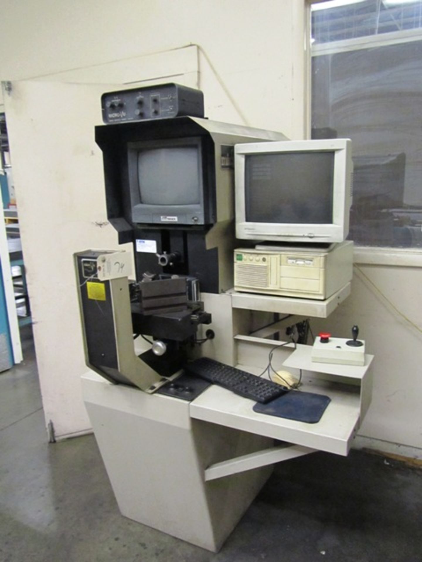 Microview Model S-14 Optical Comparator, sn:5563