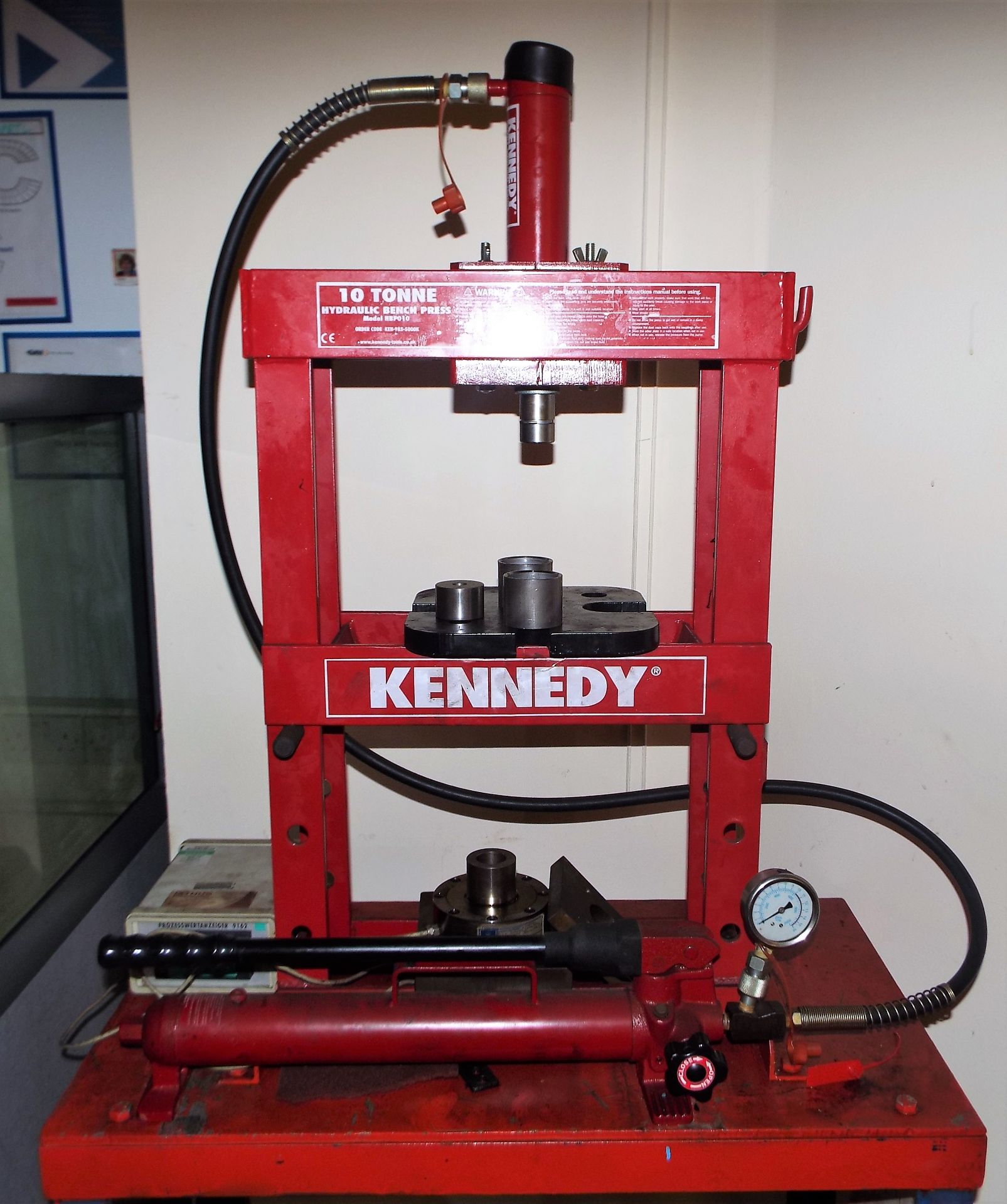 KENNEDY 10TONNE HYDRAULIC BENCH PRESS