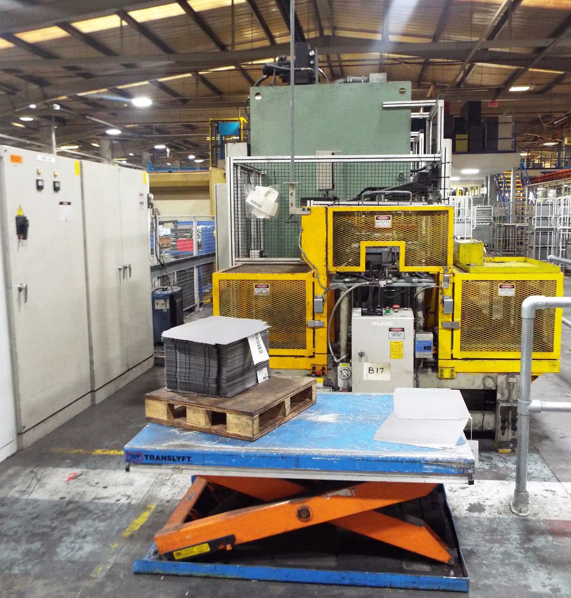 Orii Mec Load Station, RY 120 Flexible Handling Robots, Scissor Lift & Outfeed Conveyor