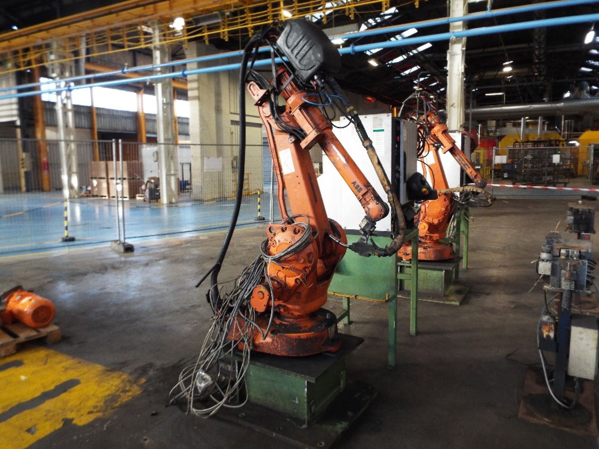 ABB-IRB-2400L Mig Welding Robot IRC5 - Image 2 of 9