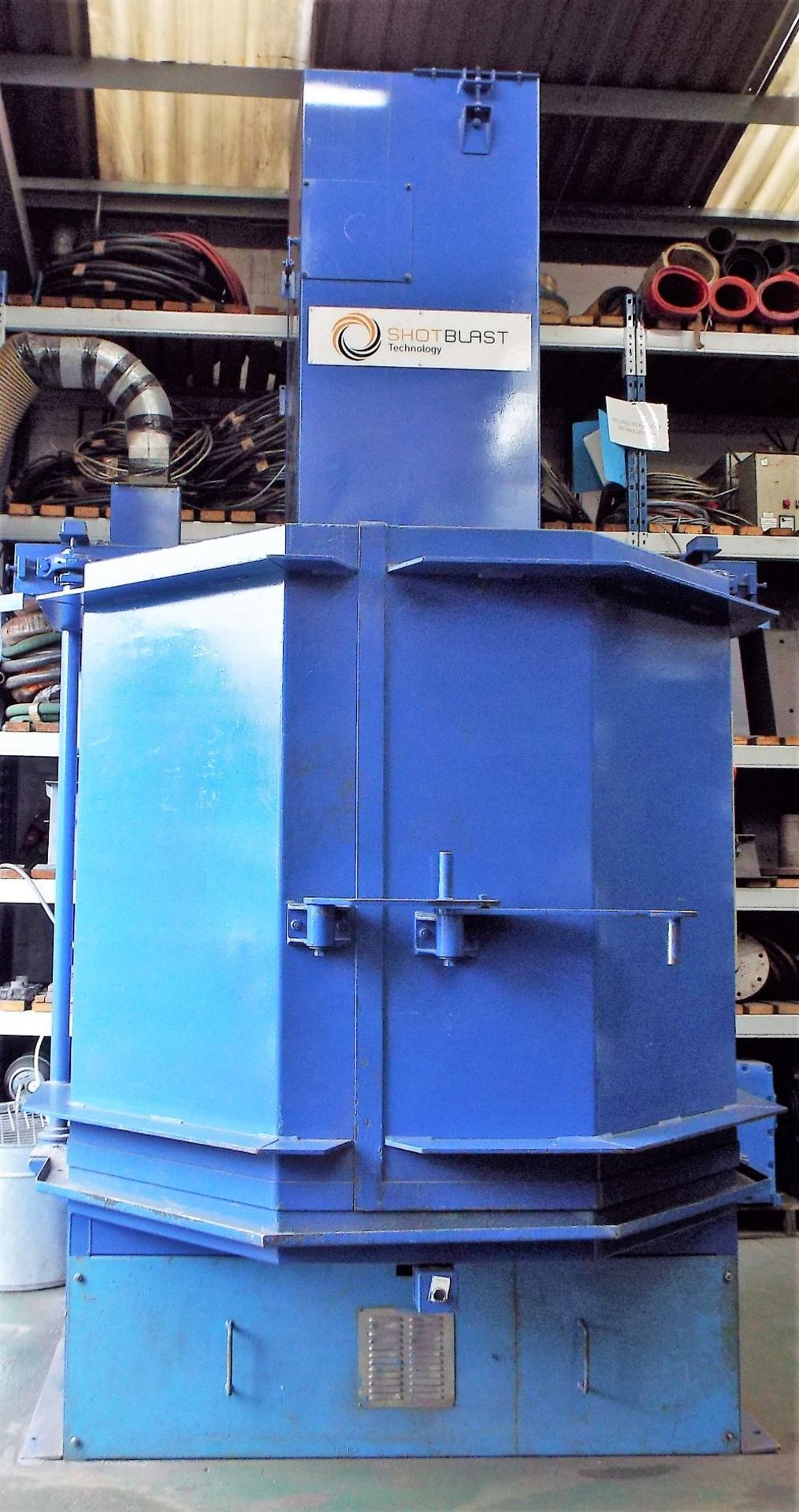 Wheelabrator MLK1500-2 Automated Table Shot Blasting Machine