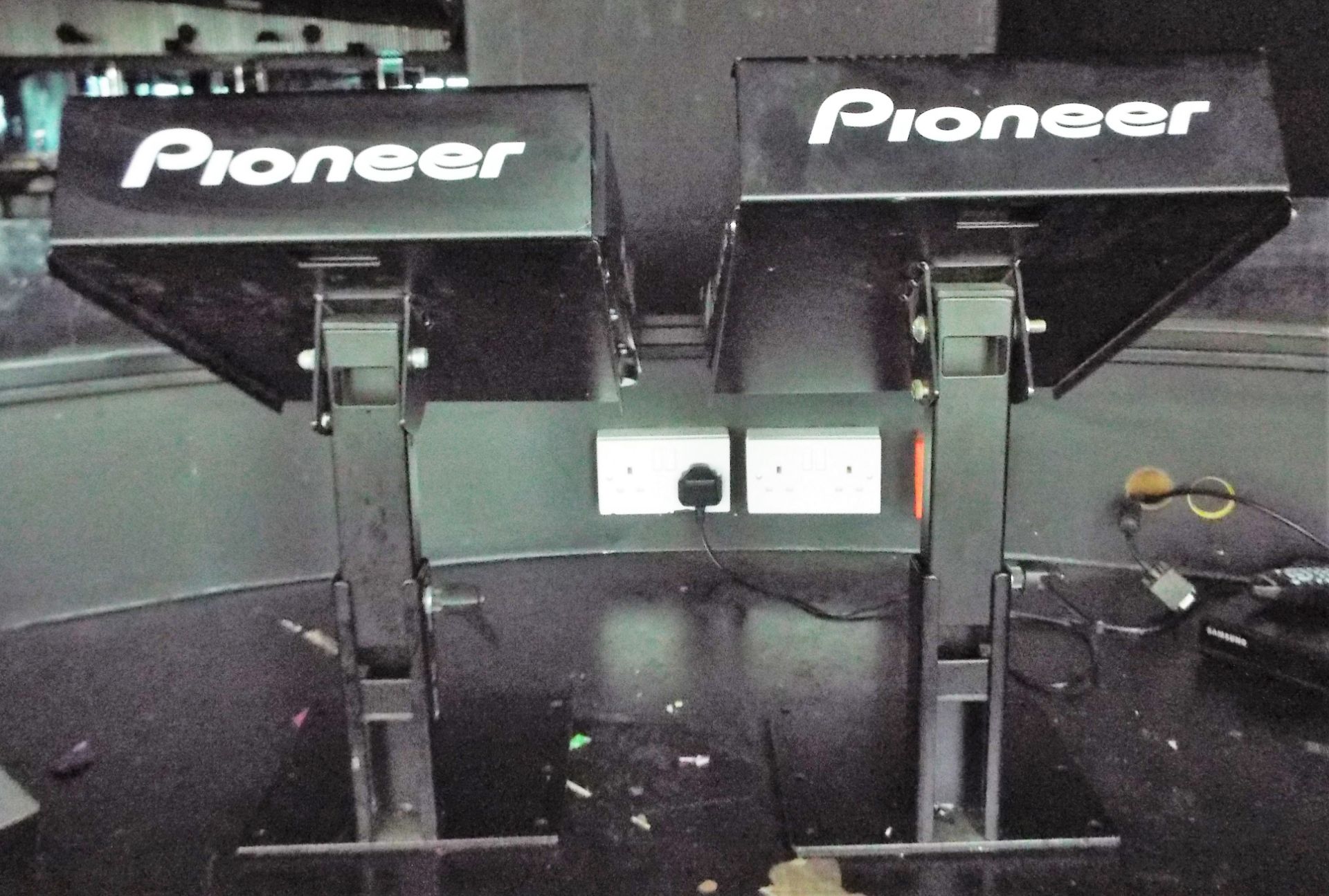 Pioneer DVJ 1000 Professional Sound Decks - Image 12 of 12