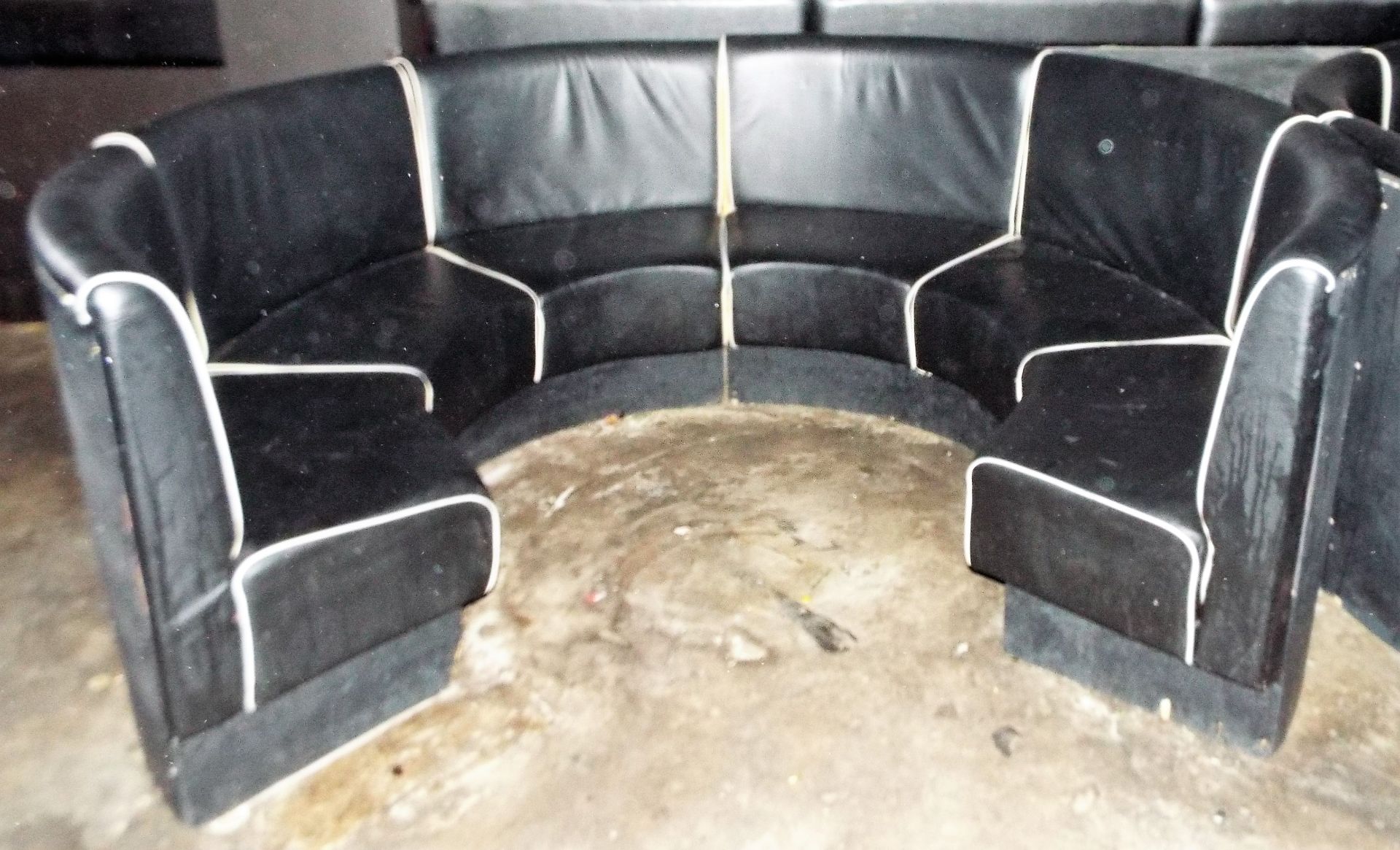 Seating Booths - Image 4 of 4