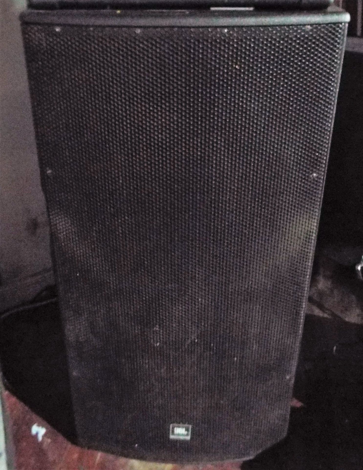 JBL ASB6128 Speaker