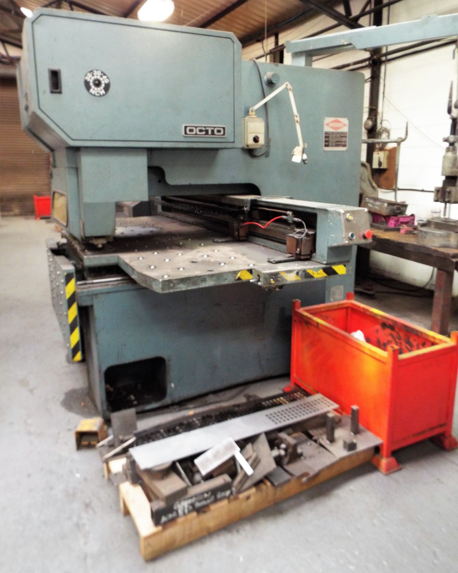 Amada Octo 334 NC Punch Press cw Fanuc Control - Image 2 of 19