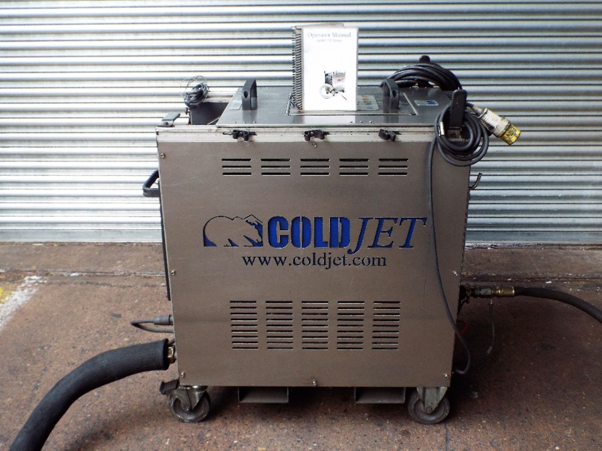 Coldjet AeRO 75 Dry Ice Blasting Machine.