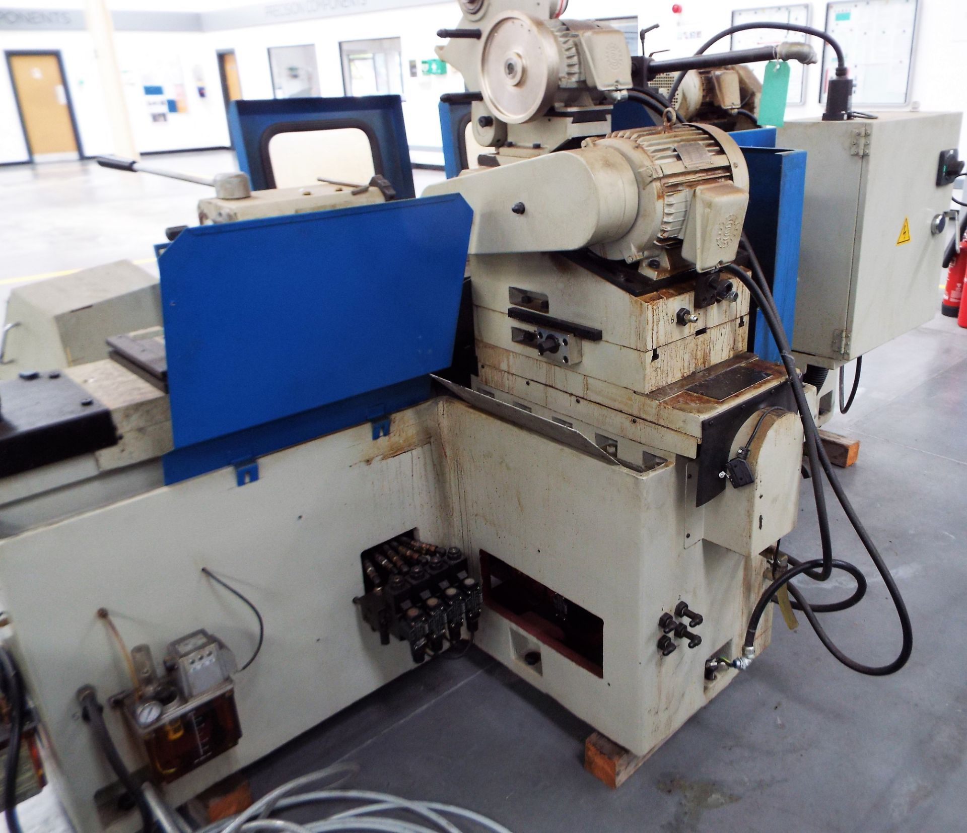 Ever Normal Machinery G38-100AGC Cylindrical Grinding Machine. - Image 14 of 20