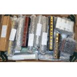 OO gauge. A good quantity of unboxed coaches by Mainline, Triang, Hornby and similar. F-G.