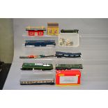 Good quantity of OO gauge model railway locomotives and rolling stock for spares and repair with