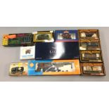 Quantity of rolling stock, mostly OO gauge, by Bachmann, Mainline, etc. Boxed, G-VG.