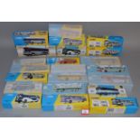 19 x Corgi American bus diecast models. Boxed, mostly VG.