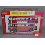 Sun Star 2901 1:24 scale London Transport Routemaster Bus. Boxed and appear VG.