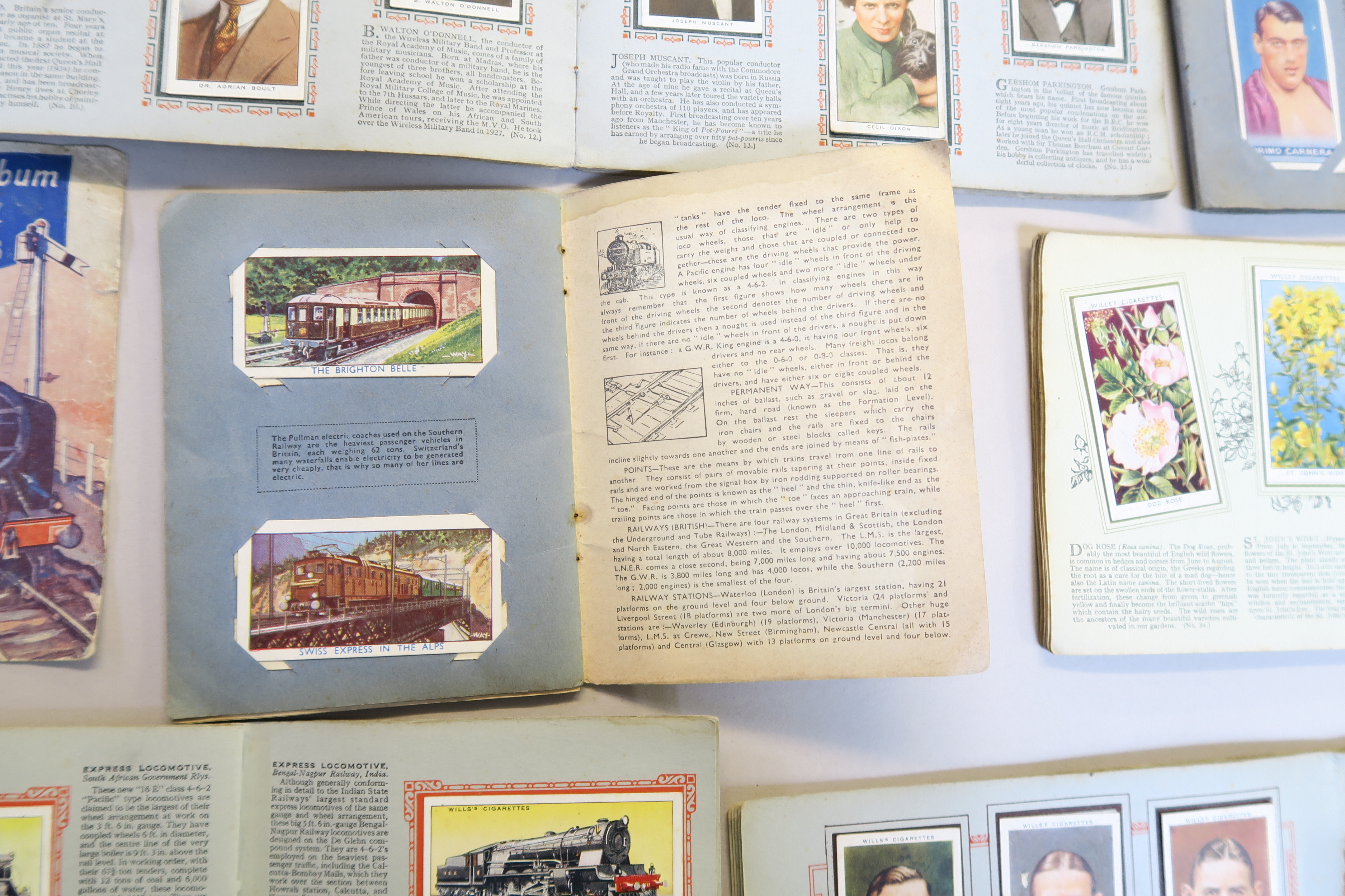 Collection of cigarette card books, mostly complete including Triumph Railways album (loose cover), - Bild 4 aus 4