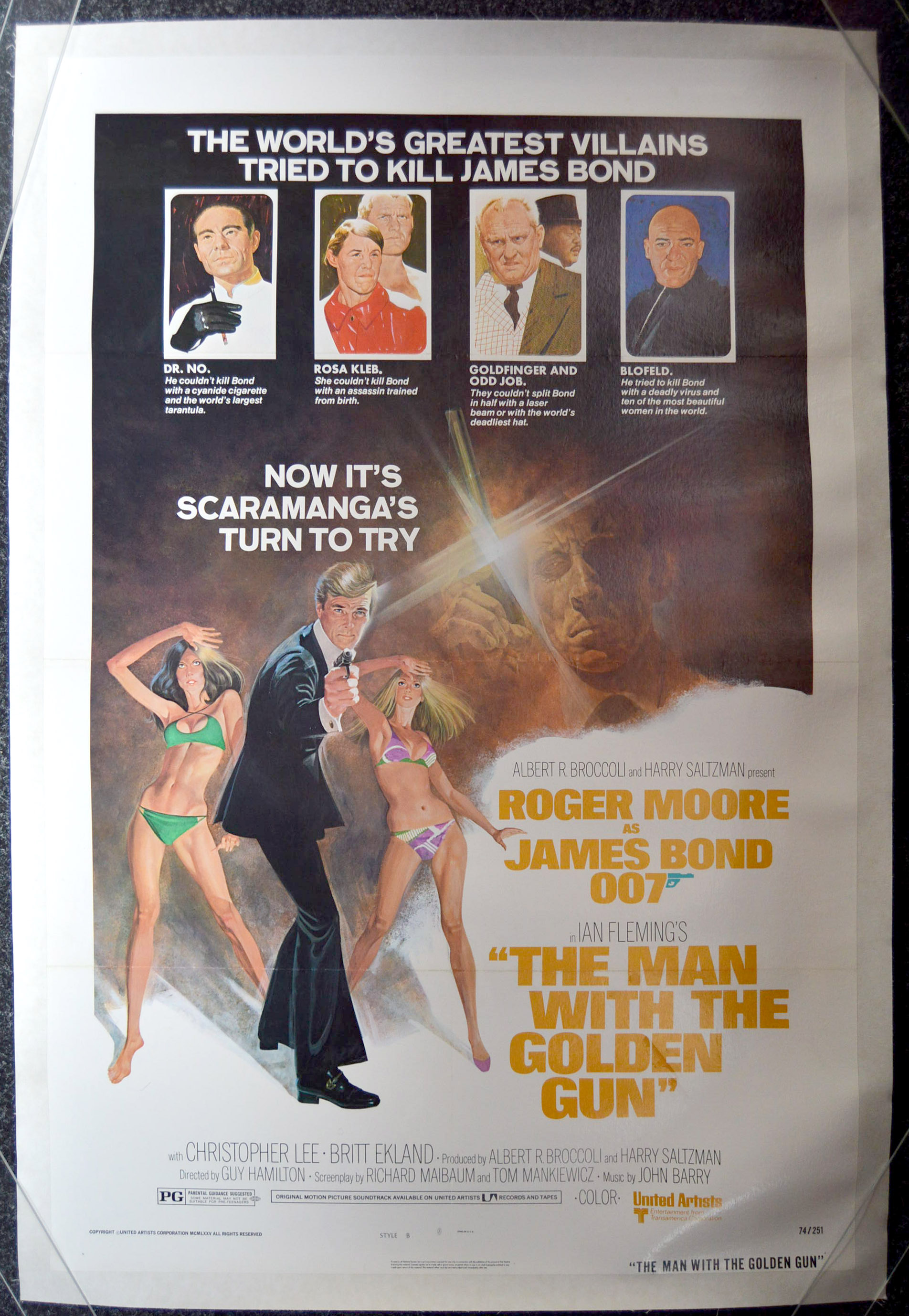 "The Man with the Golden Gun" 1974 US one sheet film poster style B (41 x 27 inches) starring Roger