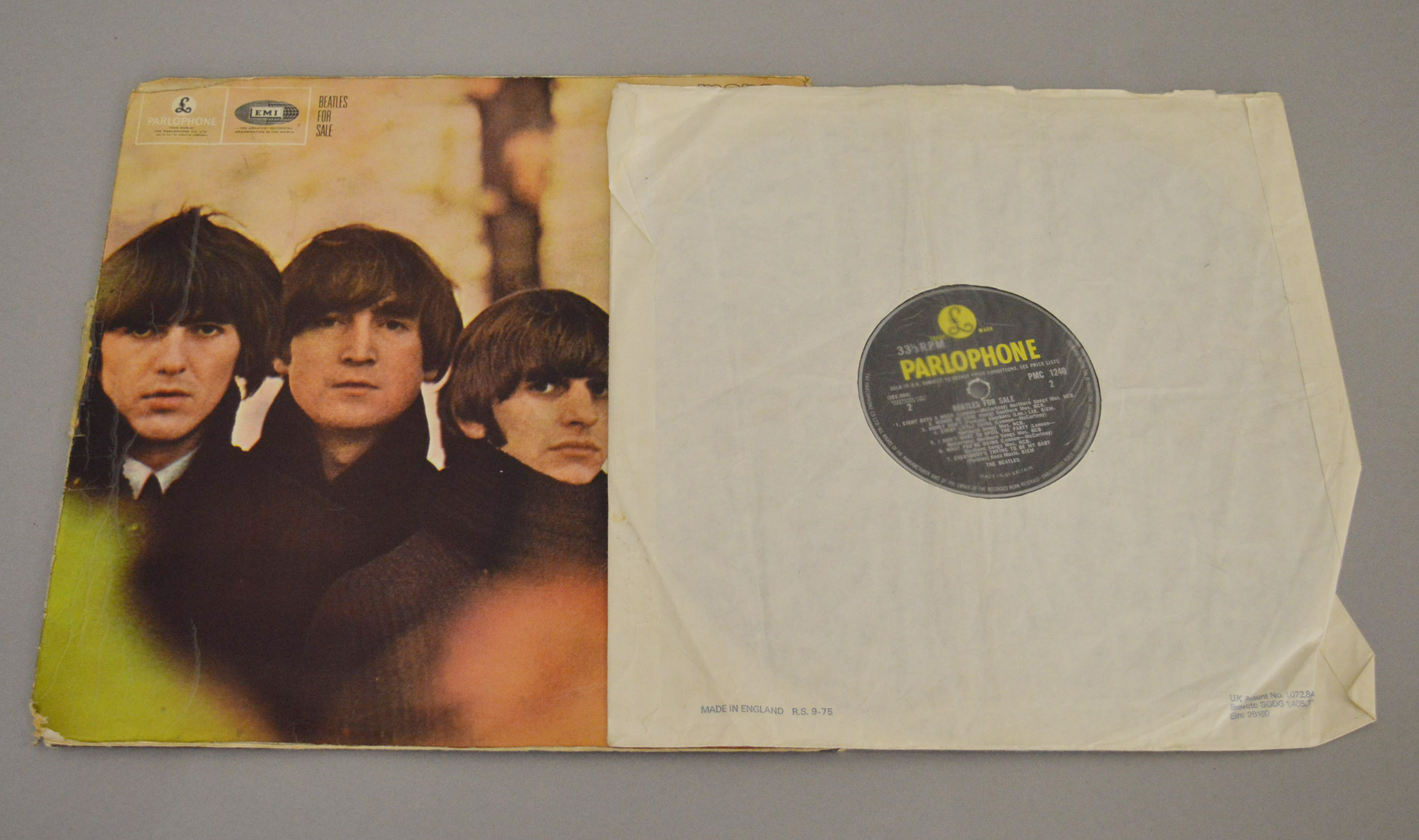 Two The Beatles LP records: "Beatles for Sale" mono PMC1240 and "Revolver"mono PMC7009 printed by - Image 4 of 9