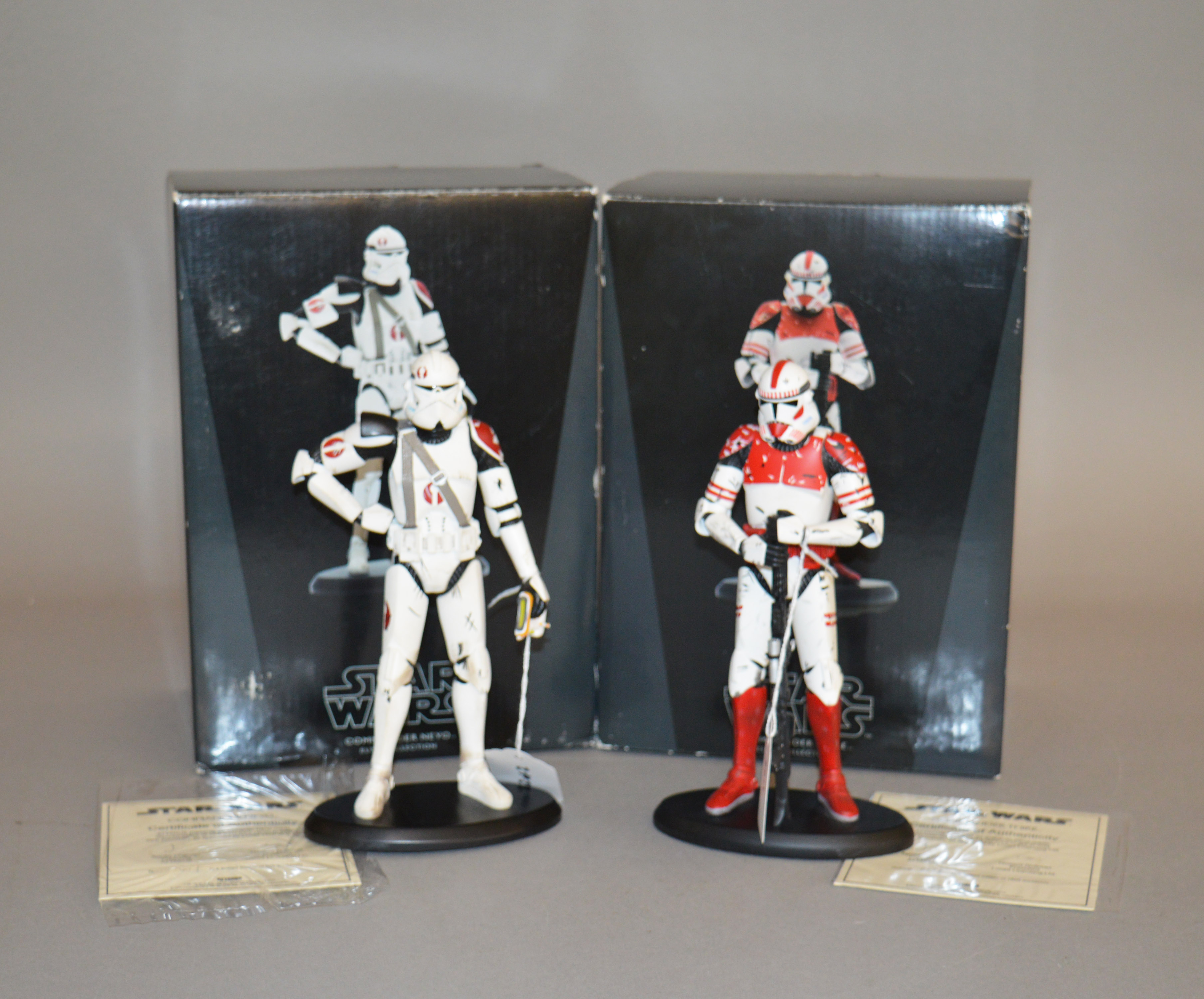 Two Attakus Elite Collection Star Wars cold cast statues: Commander Thire, ltd.ed.