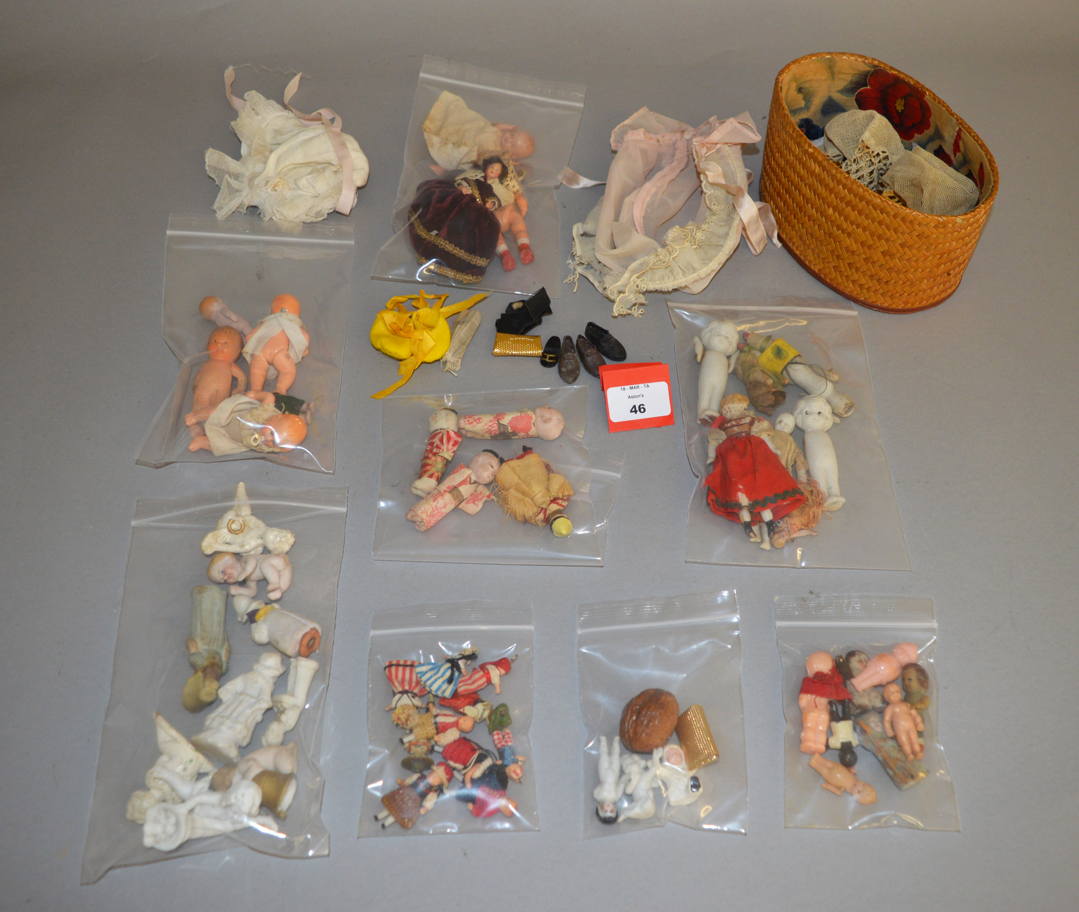 An interesting selection of small dolls,