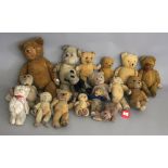 15 x vintage teddy bears, including straw filled examples and two with Steiff buttons to ears.