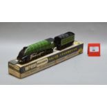 OO gauge. Wrenn W2209 4-6-2 locomotive and tender LNER green A4 Class 'Golden Eagle' 4482.