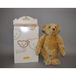 Steiff classic teddy bear, blonde mohair, height approx. 46cm, button to ear. With box.