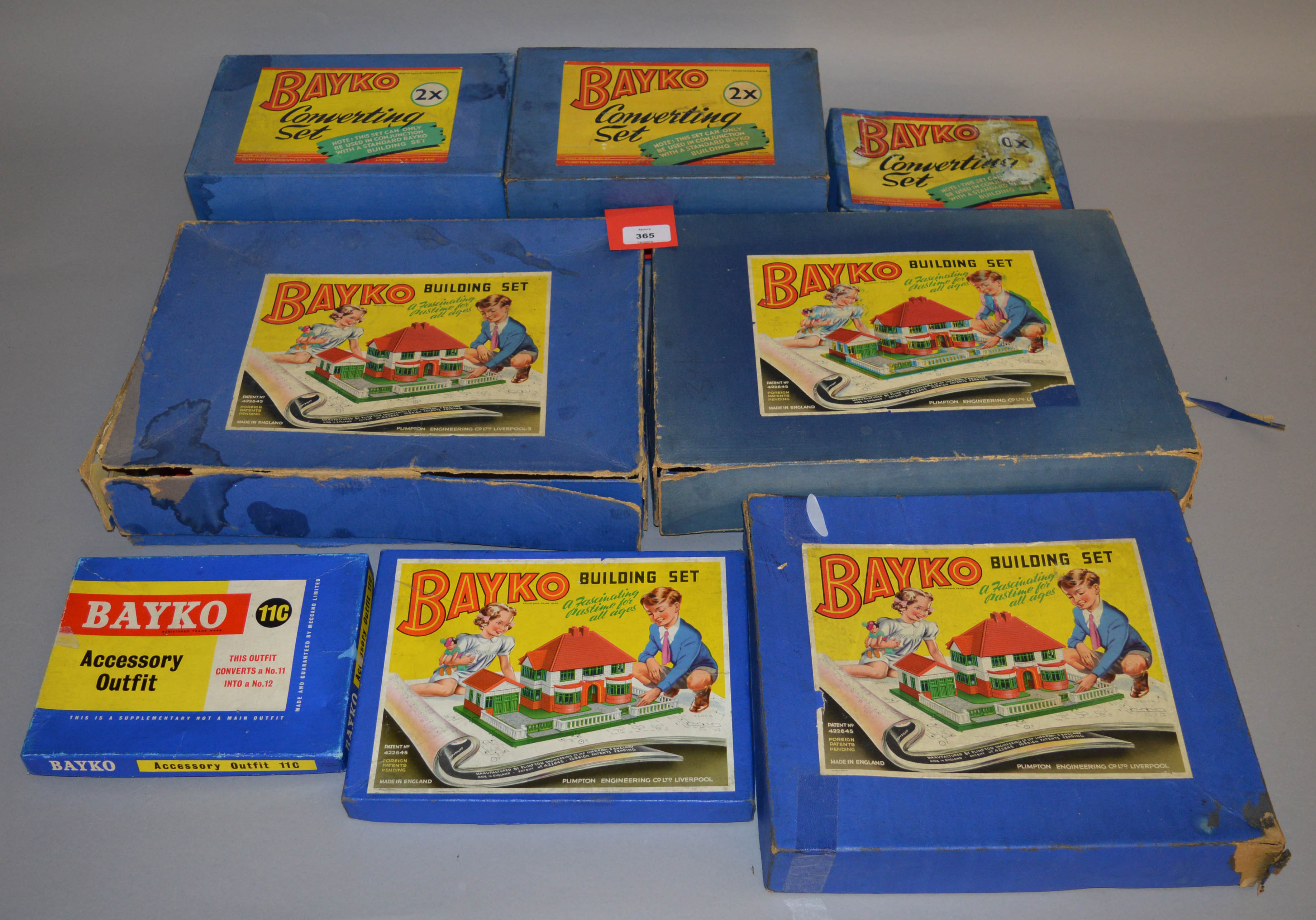 Eight Bayko Building Sets: 0; 0X; 1; two 2; two 2X; Accessory Outfit 11C. All boxed.