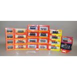 OO gauge, Hornby, 23 x rolling stock. Boxed but one in incorrect Bachmann box, overall appear VG-E.