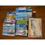 19 x Italeri plastic model kits, all aircraft.