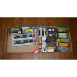 A mixed lot of diecast models, some unboxed, by Lledo, Matchbox, EFE and others,