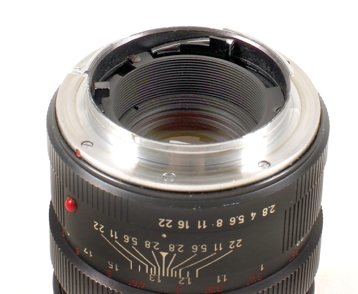 Leitz Elamrit-R 90mm f2.8 Lens for Leicaflex SLRs. #2011750. 3-cam lens (condition 4/5F). - Image 2 of 3