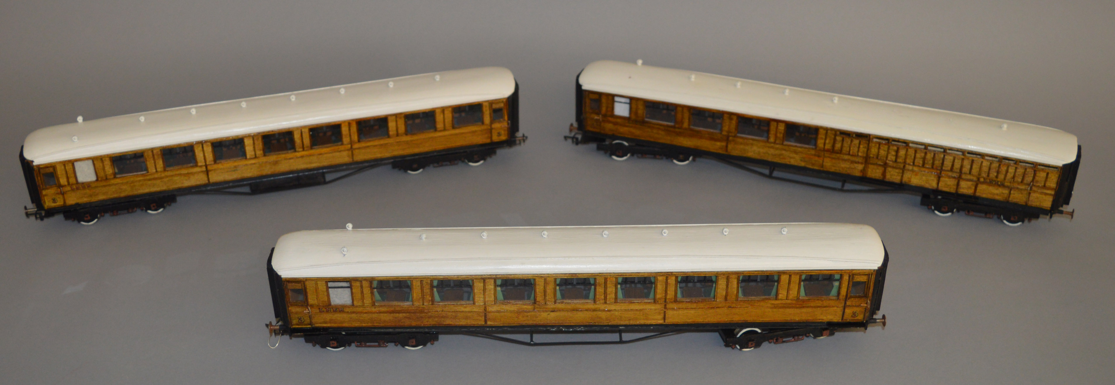 O Gauge. Three kit built LNER 'teak' Railway Carriages.