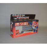 Hasbro Transformers G1 Autobot Commander Optimus Prime.