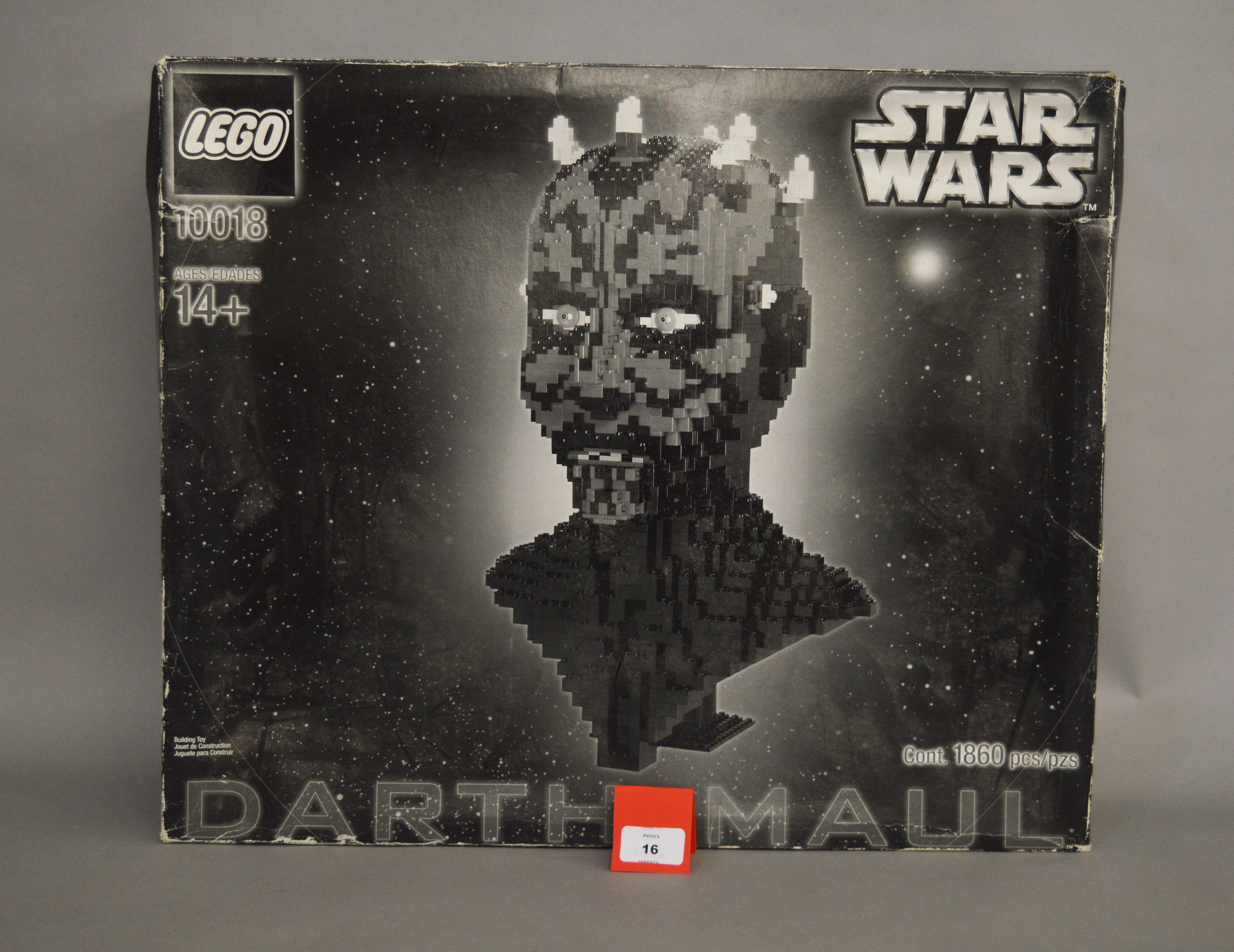 Lego Star Wars 10018 Darth Maul bust.