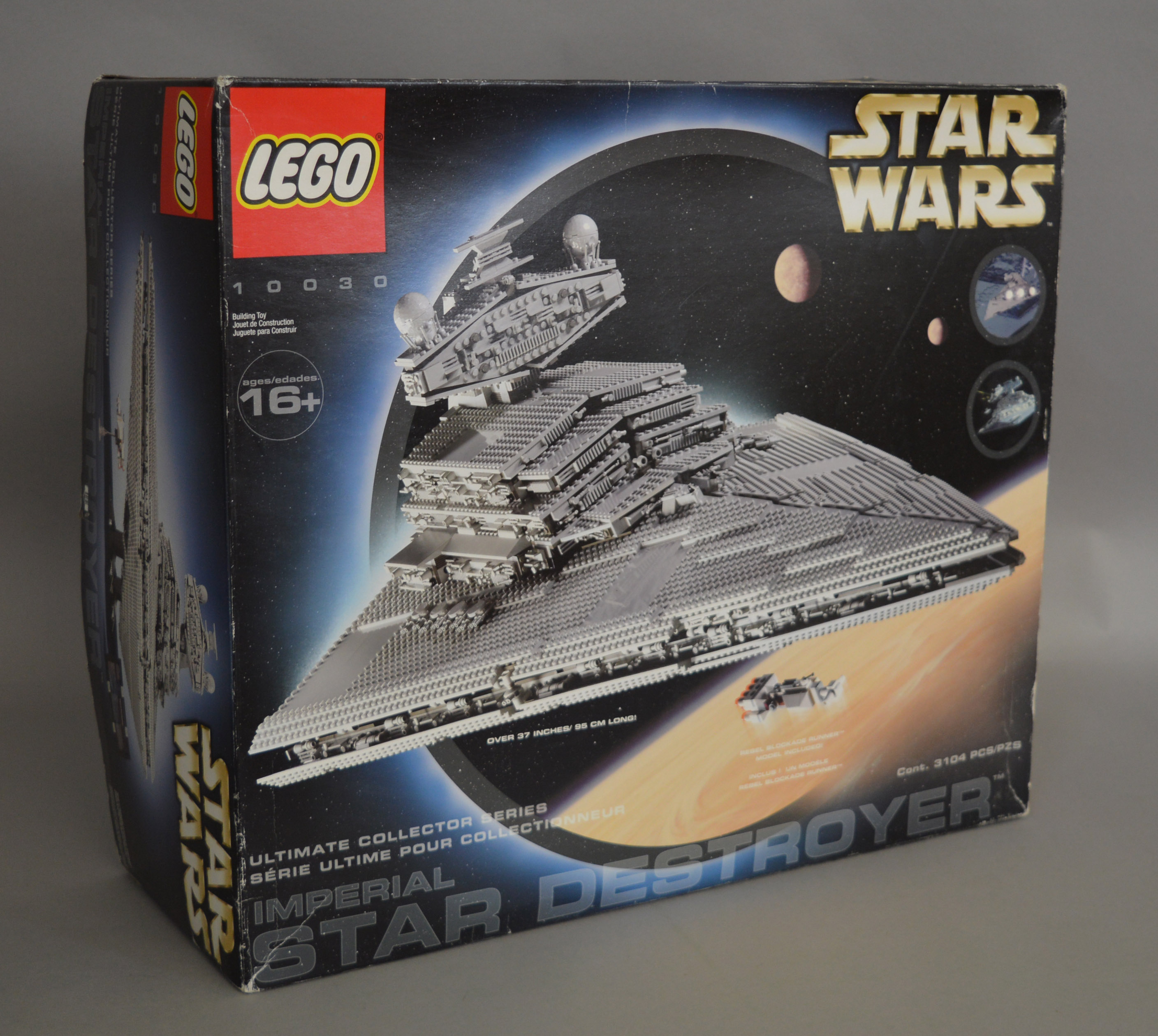 Lego Star Wars 10030 'Imperial Star Destroyer', in generally G box with some scuffing and creasing.