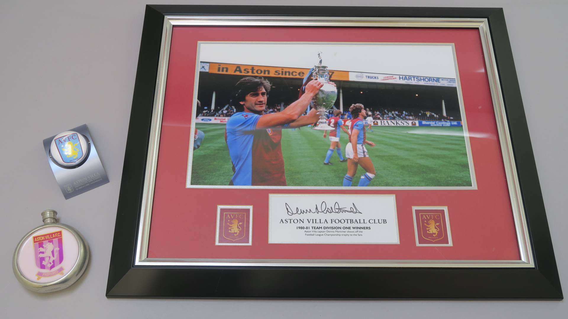 Aston Villa Football club Dennis Mortimer autograph in frame with photo of Dennis Mortimer holding